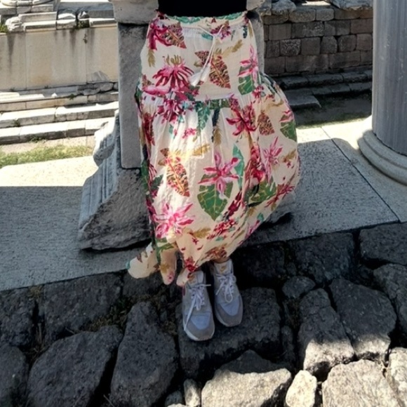 Mexx Women's Tropical Print Maxi Skirt - Cream and Green and Pink - Picture 3 of 3